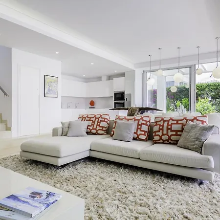 Villa Fantastica Moderna En Rio Real